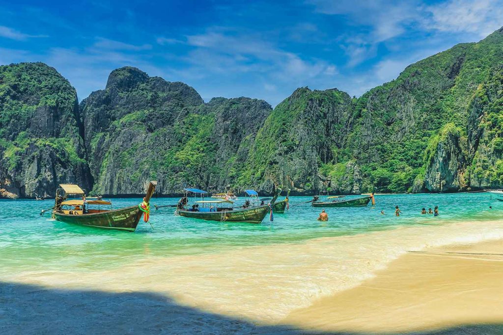 Thailand Island Hopping: Ultimate Guide (2025)