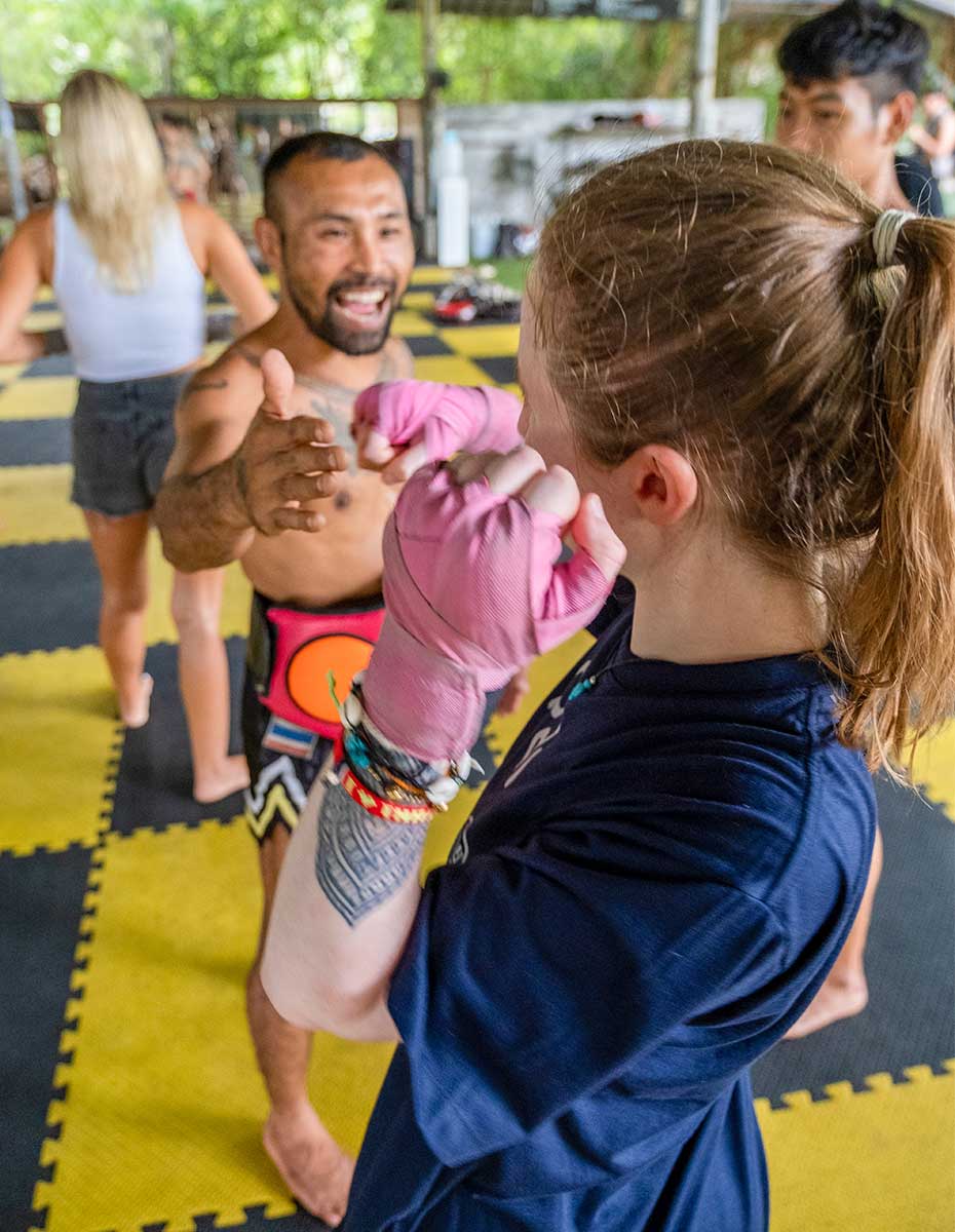 Learn the art of Muay Thai on a begginer class in Pai