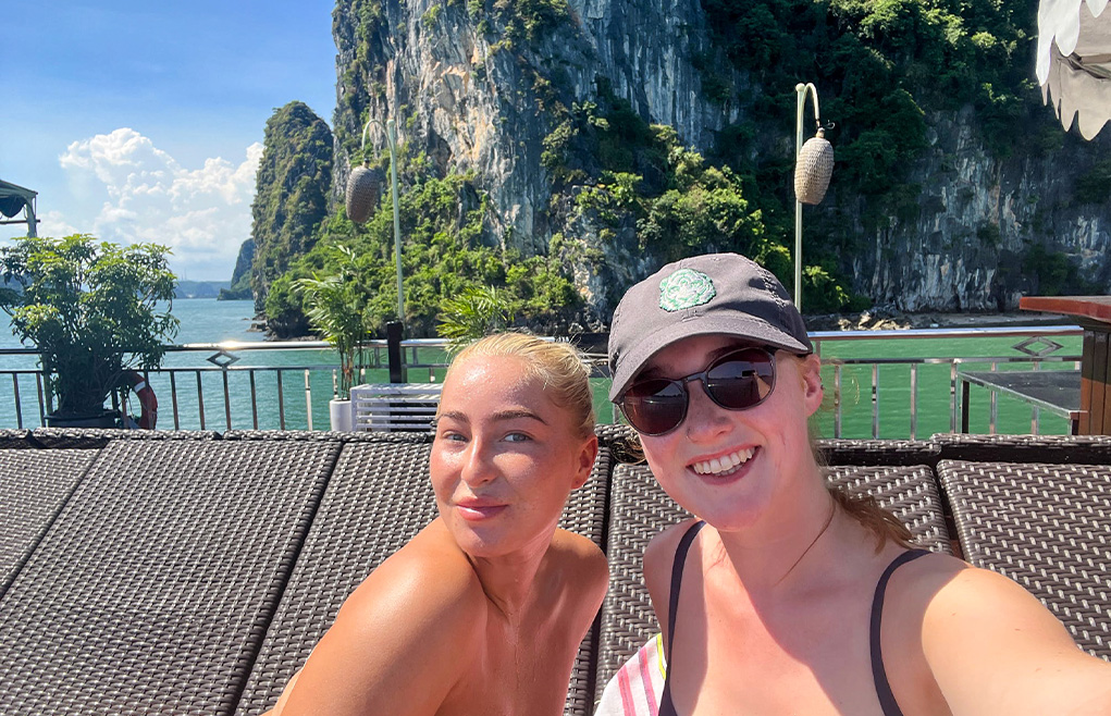 Day 3: Overnight boat in Halong Bay 🛶